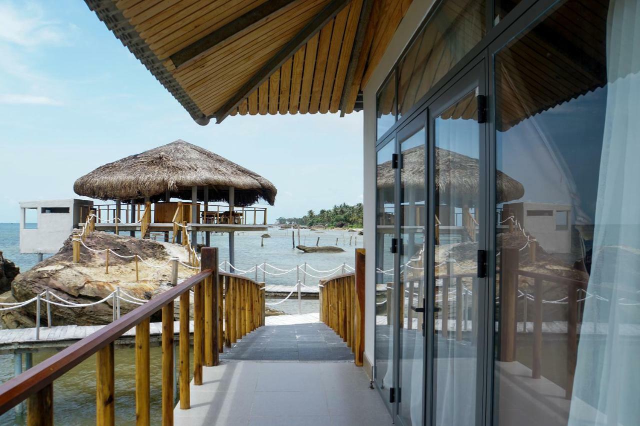 The Pier Phu Quoc Resort Exteriör bild